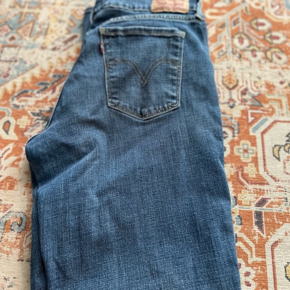 Levi jeans - Picture 2 of 3